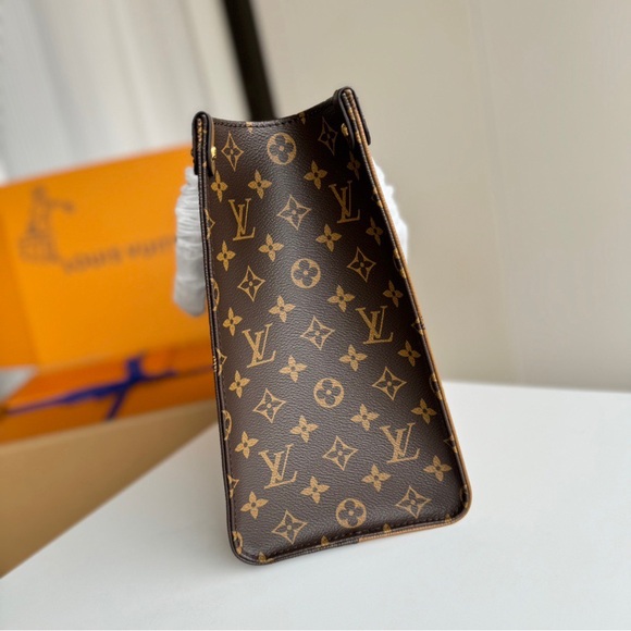 Louis Vuitton Brown Monogram Tote Bag - Picture 7 of 9